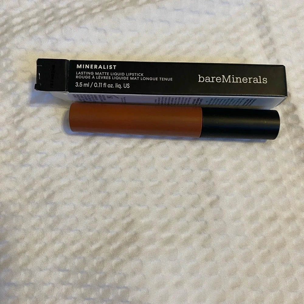 bareMinerals Mineralist Lasting Matte Liquid Lipstick - Brave